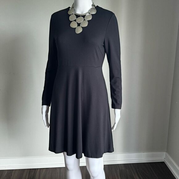 Uniqlo Black Long Sleeve Fitted Tea Length Dress With Pockets - Picture 2 of 7